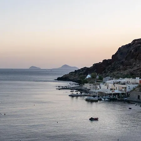 Le Grand Blue Akrotiri (Santorini)