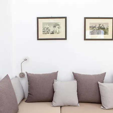 Le Grand Blue Apartment