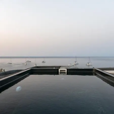 Le Grand Blue Апартаменты Акротири